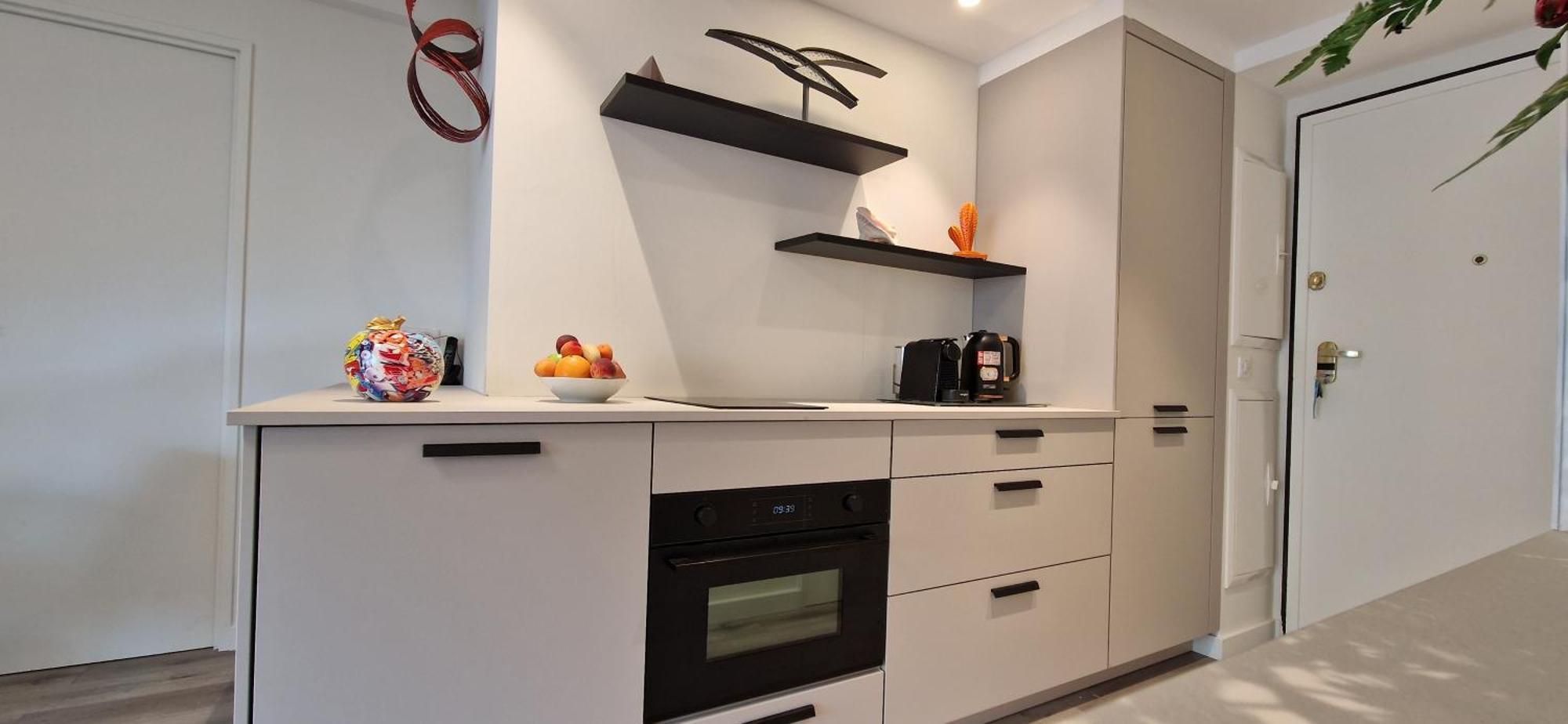 Appartement Juan 4 Prs, Clim, 300m Plage, Piscine, Parking