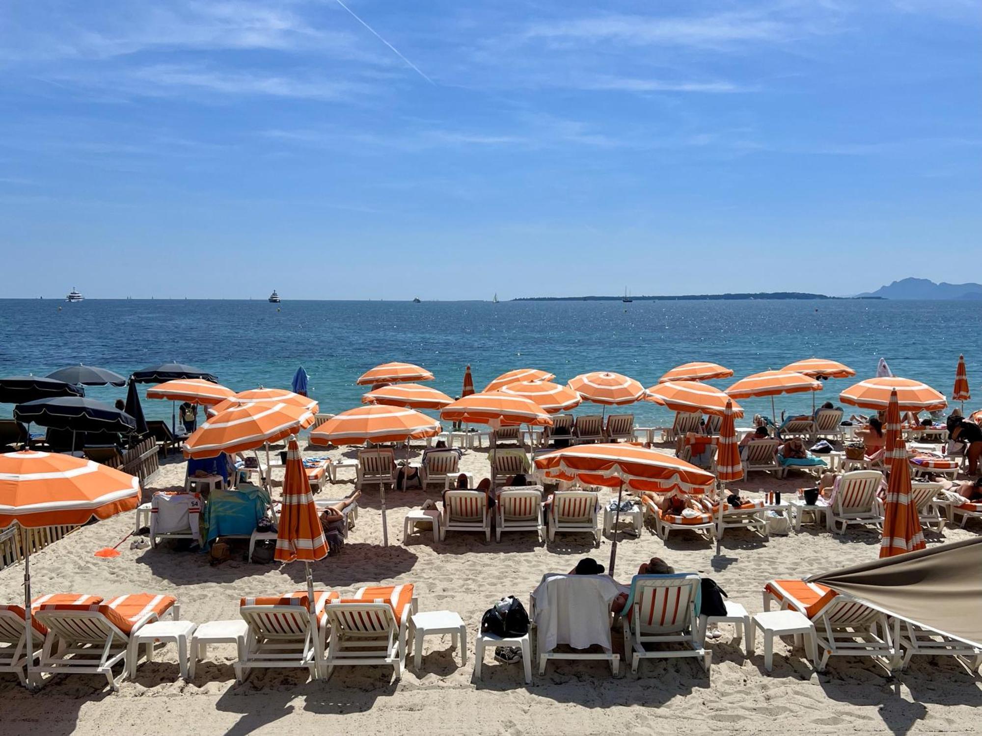 Juan 4 Prs, Clim, 300m Plage, Piscine, Parking Appartement *